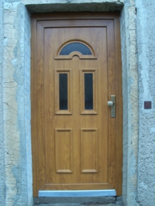 Referenční dveře