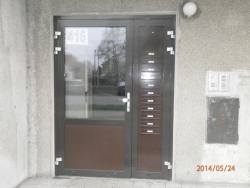 Referenční dveře